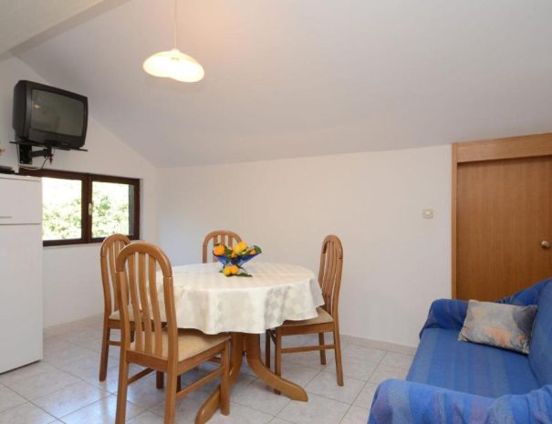 Apartments-A4-Marijana-Zavalatica4