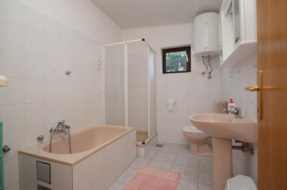 Apartments-A4-Marijana-Zavalatica6